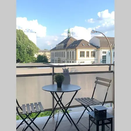 Chanael Apartment *